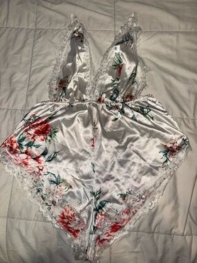 SHEIN White Satin Floral Lace-Trim Chemise Romper